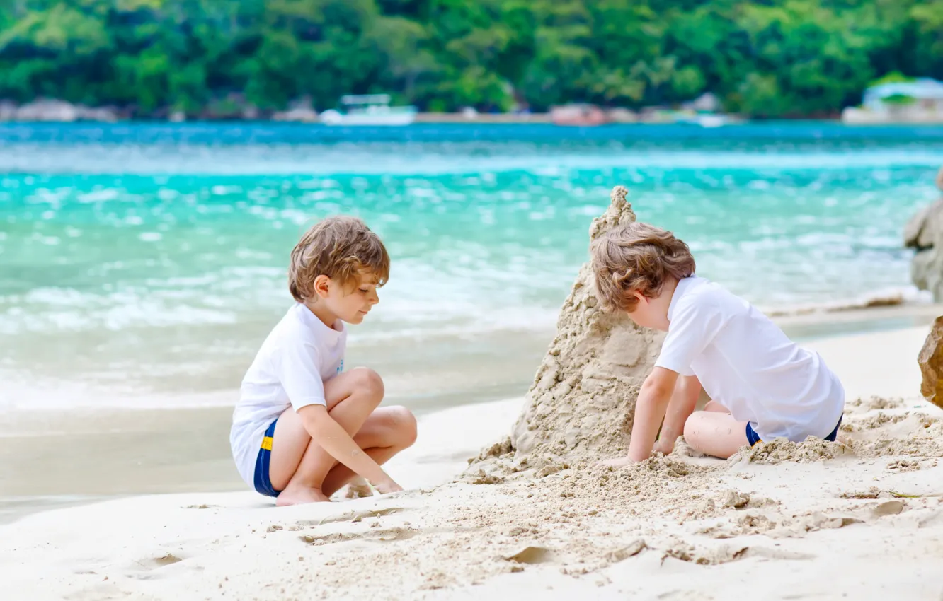 Photo wallpaper sand, sea, beach, children, each, boy, beach, coast