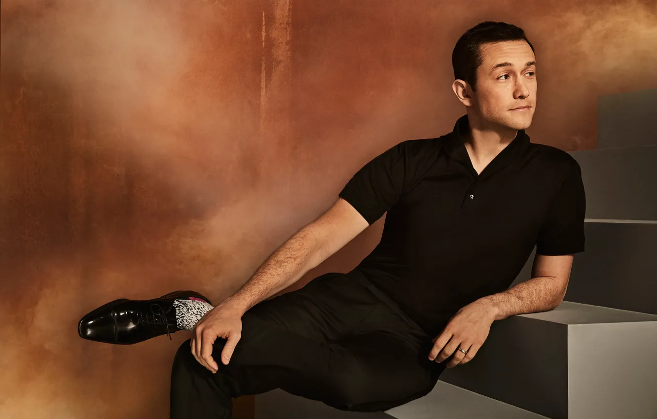 Photo wallpaper pose, t-shirt, shoes, actor, stage, photoshoot, pants, in black