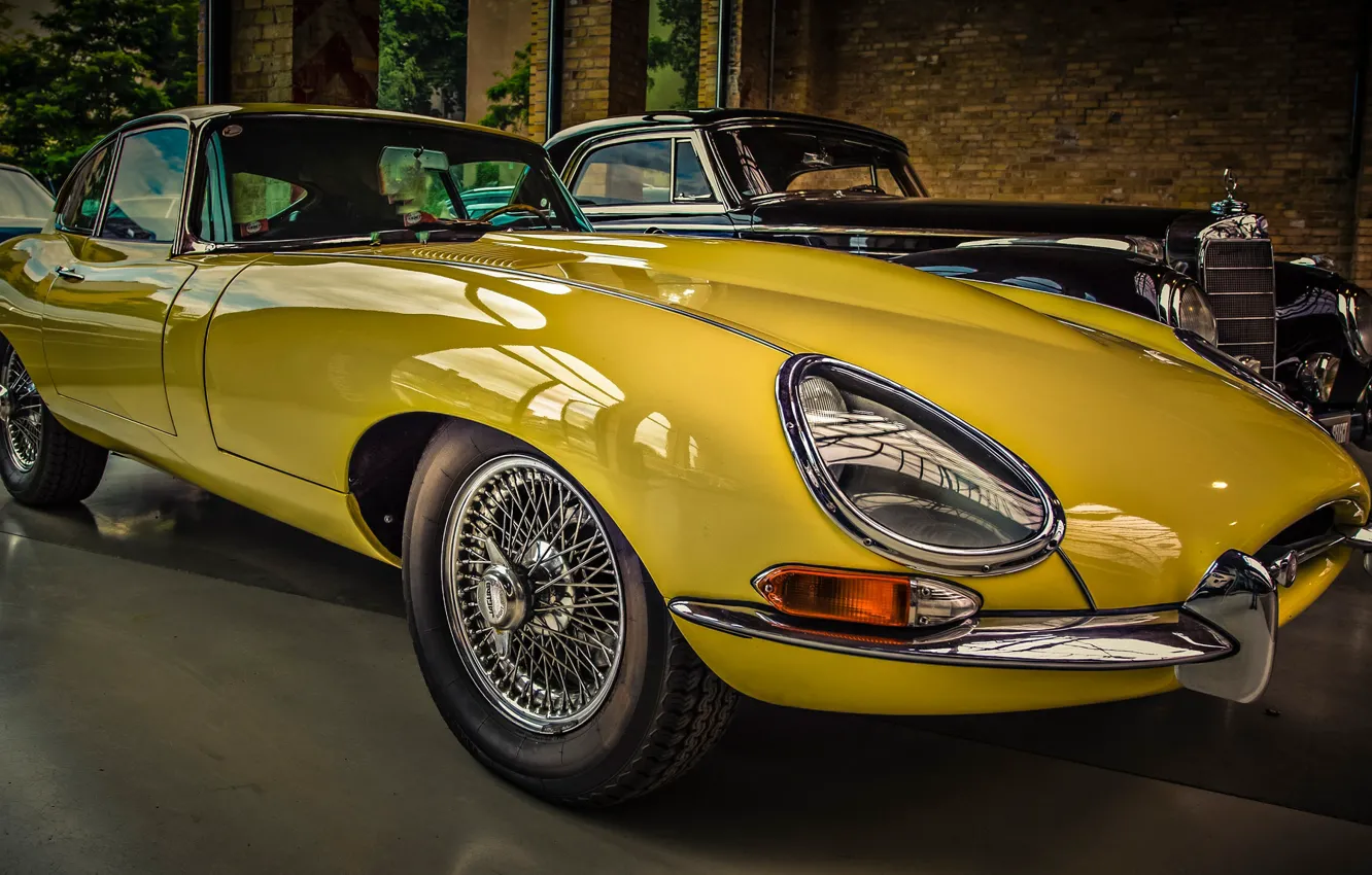 Photo wallpaper yellow, sports car, Jaguar E-Type, the dealership