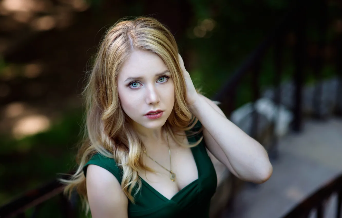 Photo wallpaper woman, blonde, necklace, depth of field