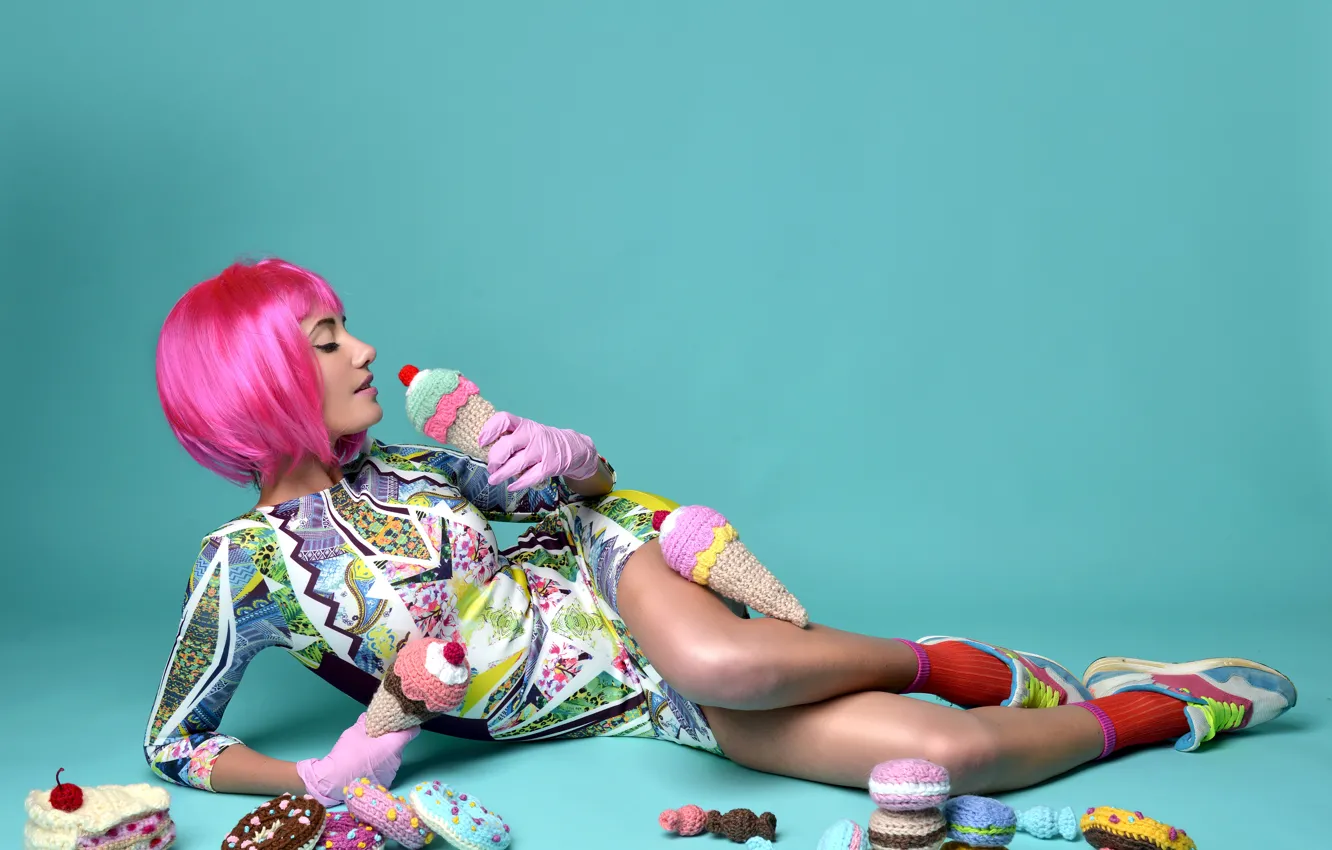 Photo wallpaper girl, pose, background, makeup, figure, dress, hairstyle, sweets