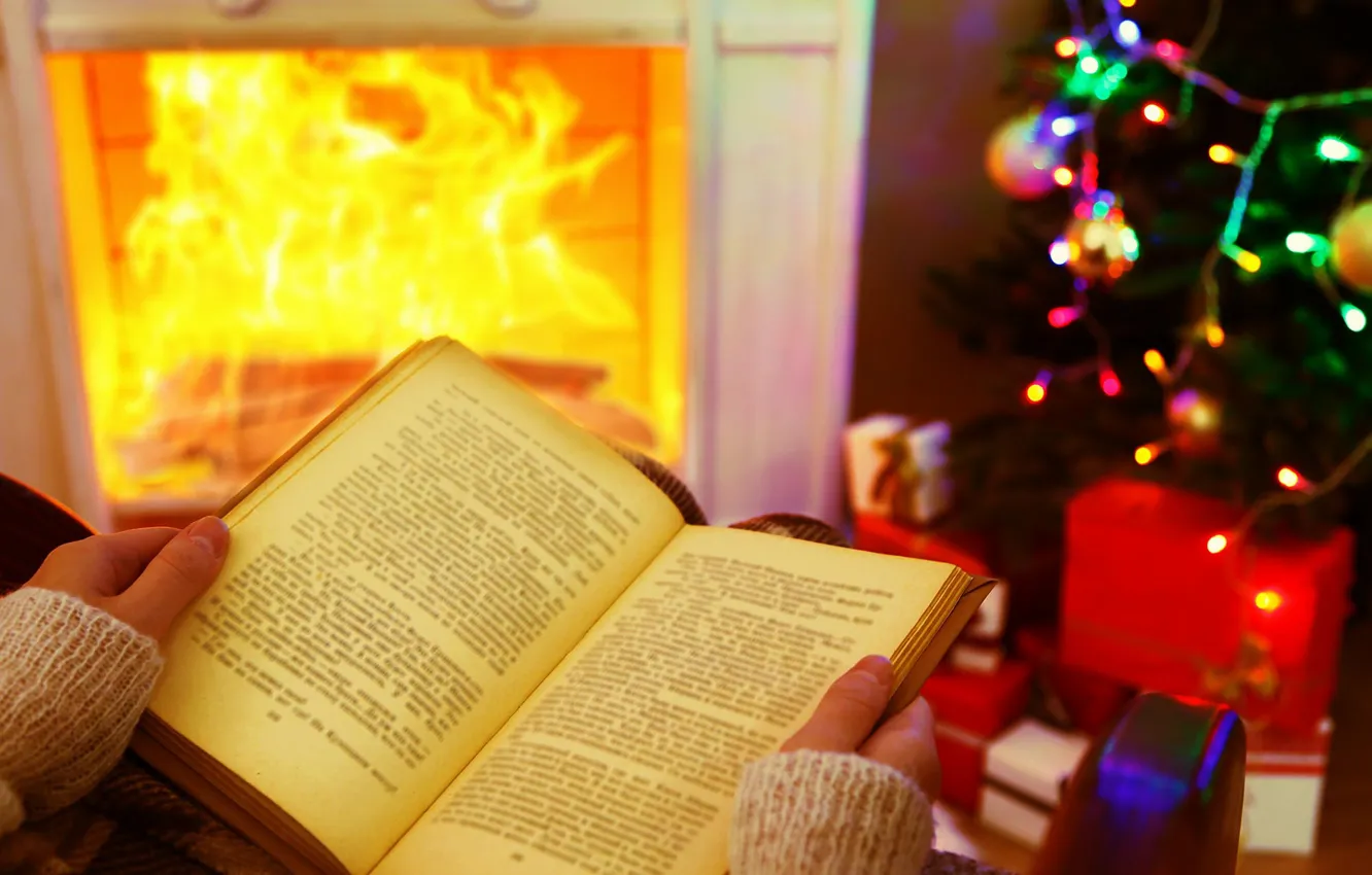 Photo wallpaper girl, heat, tree, lights, hands, New Year, Christmas, gifts