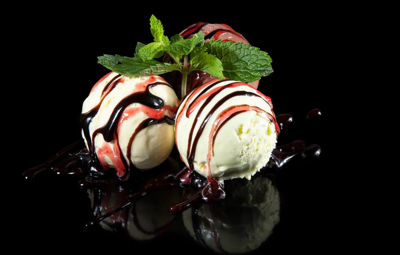 Photo wallpaper balls, ice cream, dessert, syrup