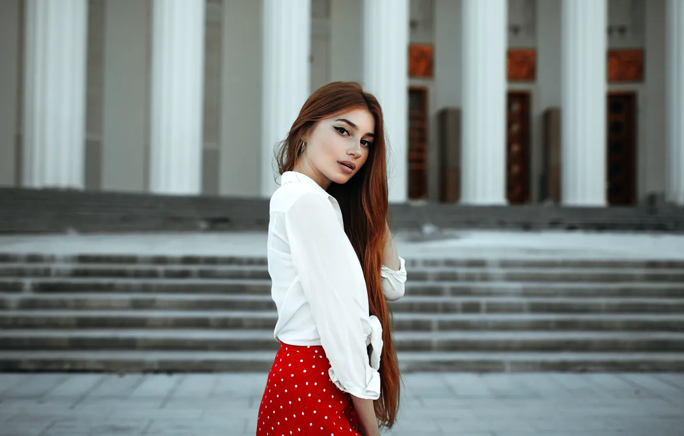 Photo wallpaper look, background, model, building, skirt, portrait, makeup, hairstyle