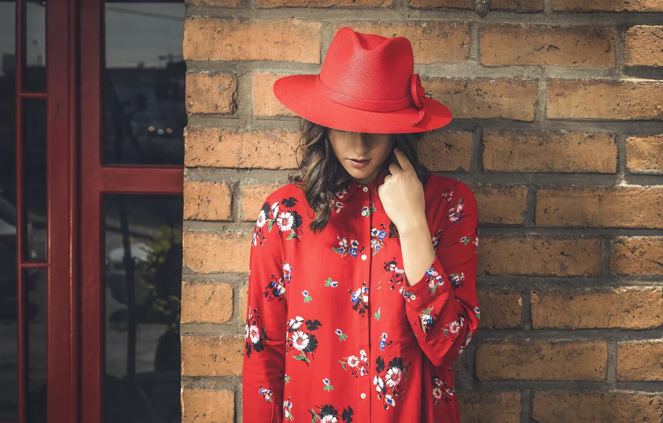 Photo wallpaper girl, the city, street, hat