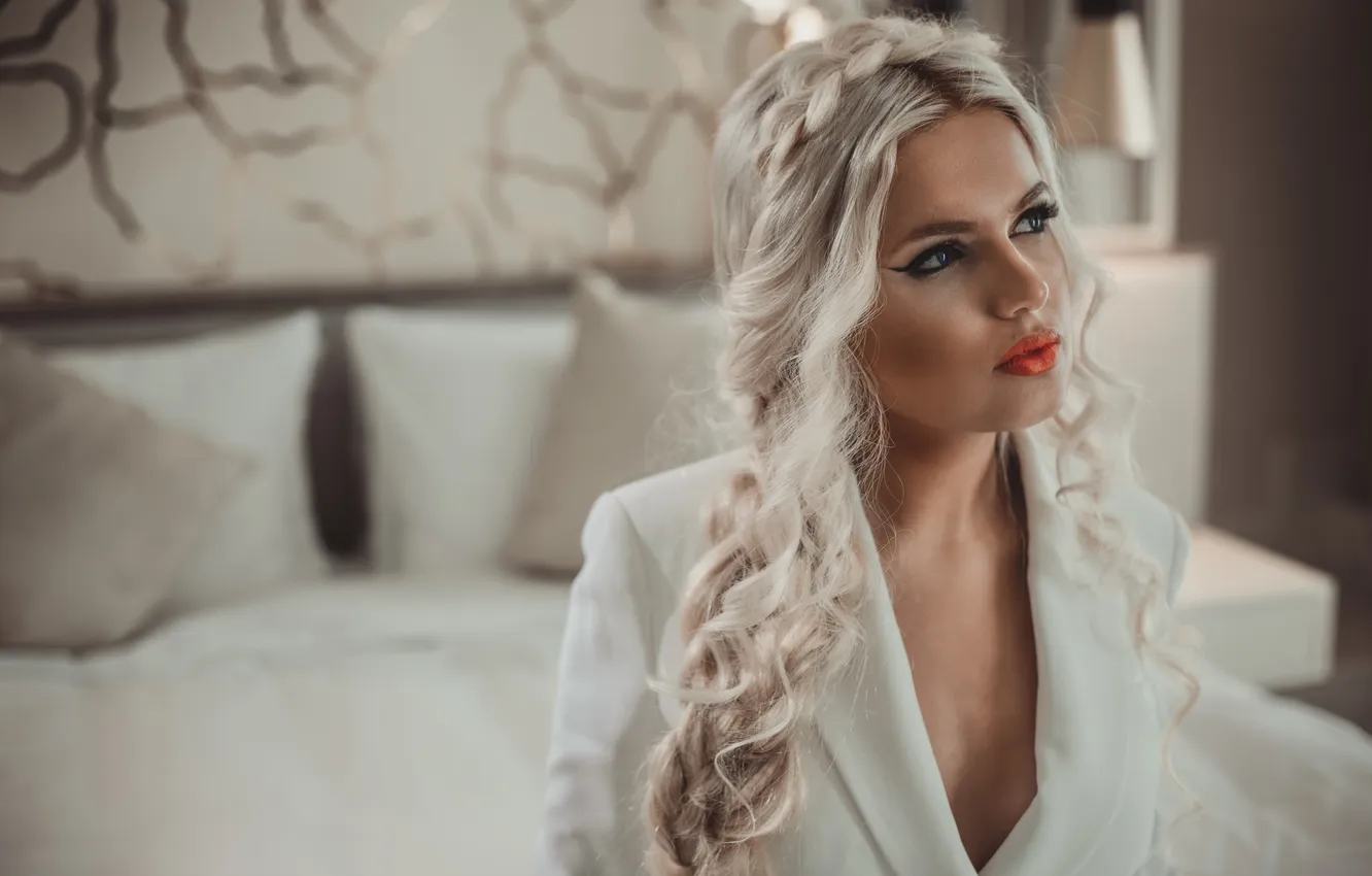 Photo wallpaper look, girl, face, background, hair, blonde, cutie