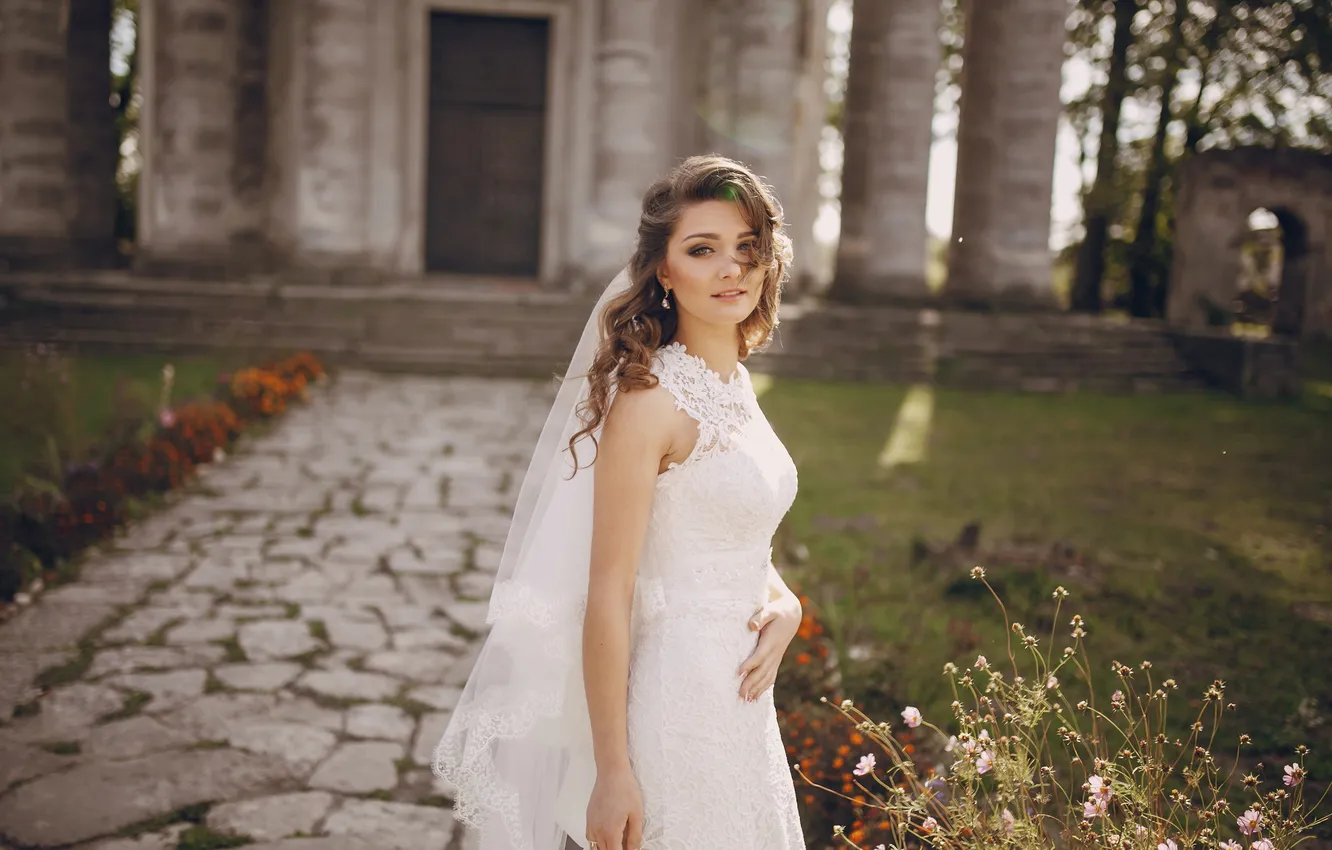 Photo wallpaper hand, belly, bride, posing