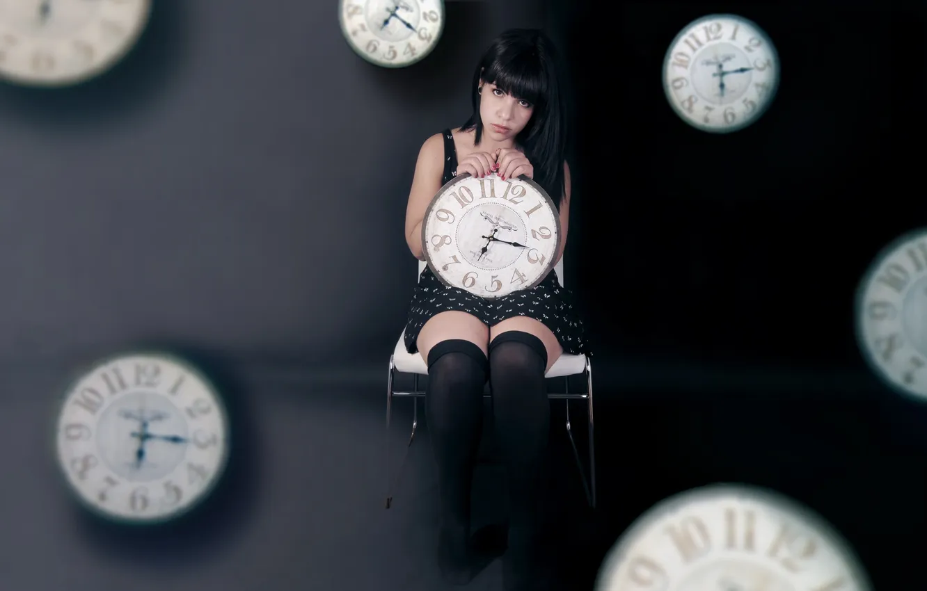 Photo wallpaper girl, time, watch