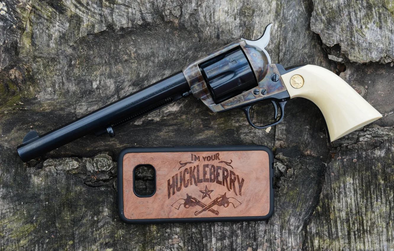 Photo wallpaper trunk, Colt, Revolver