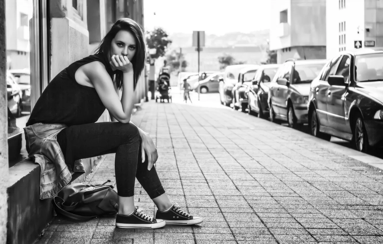 Photo wallpaper city, black & white, girl, cars, photo, monochrome, model, street