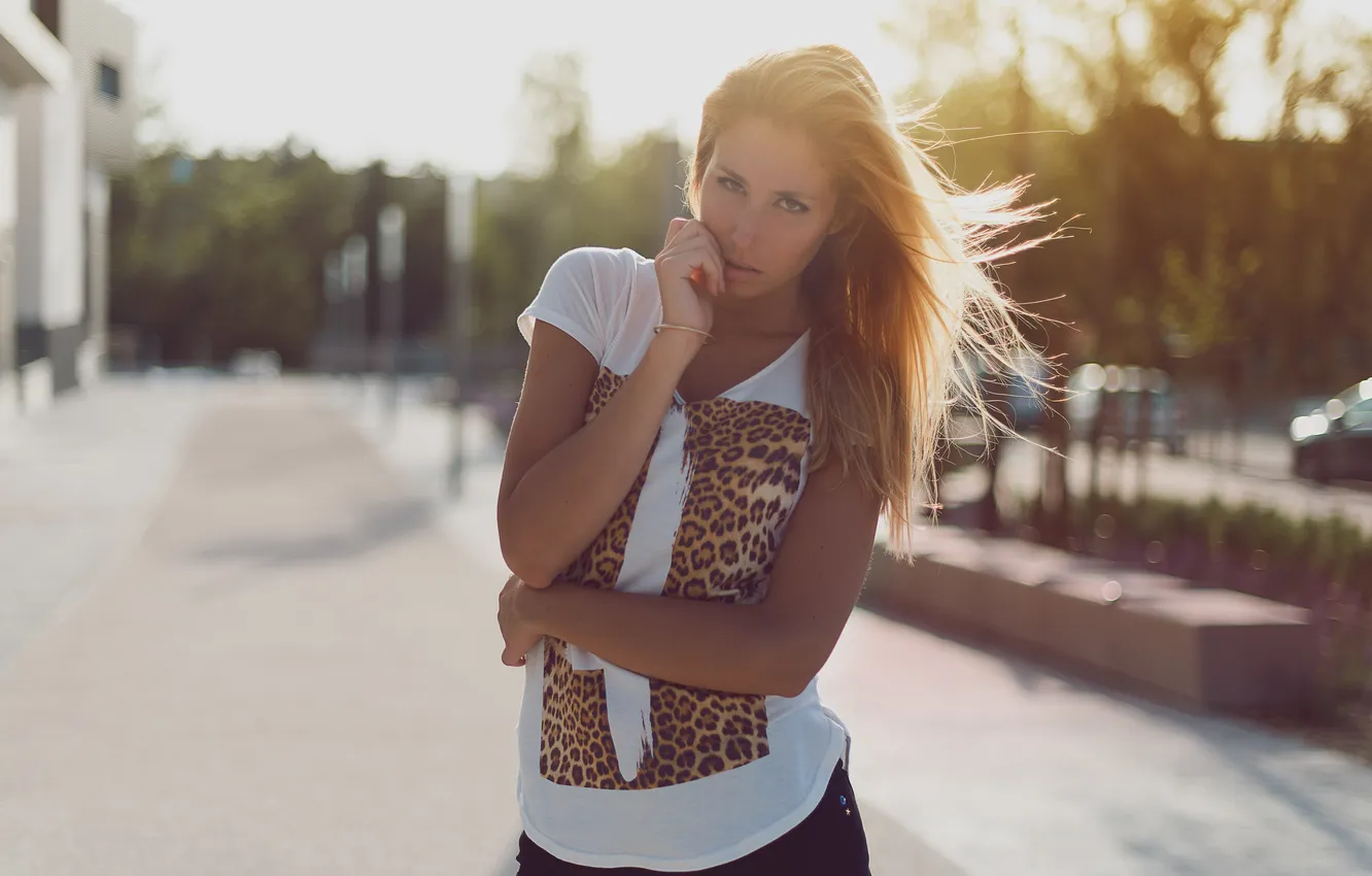 Photo wallpaper look, the wind, street, blonde, bracelet