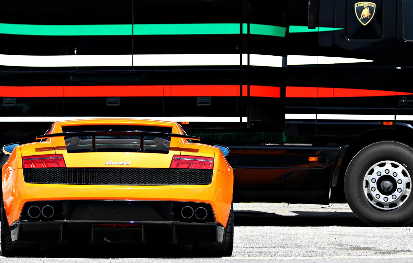 Photo wallpaper road, yellow, strip, color, Truck