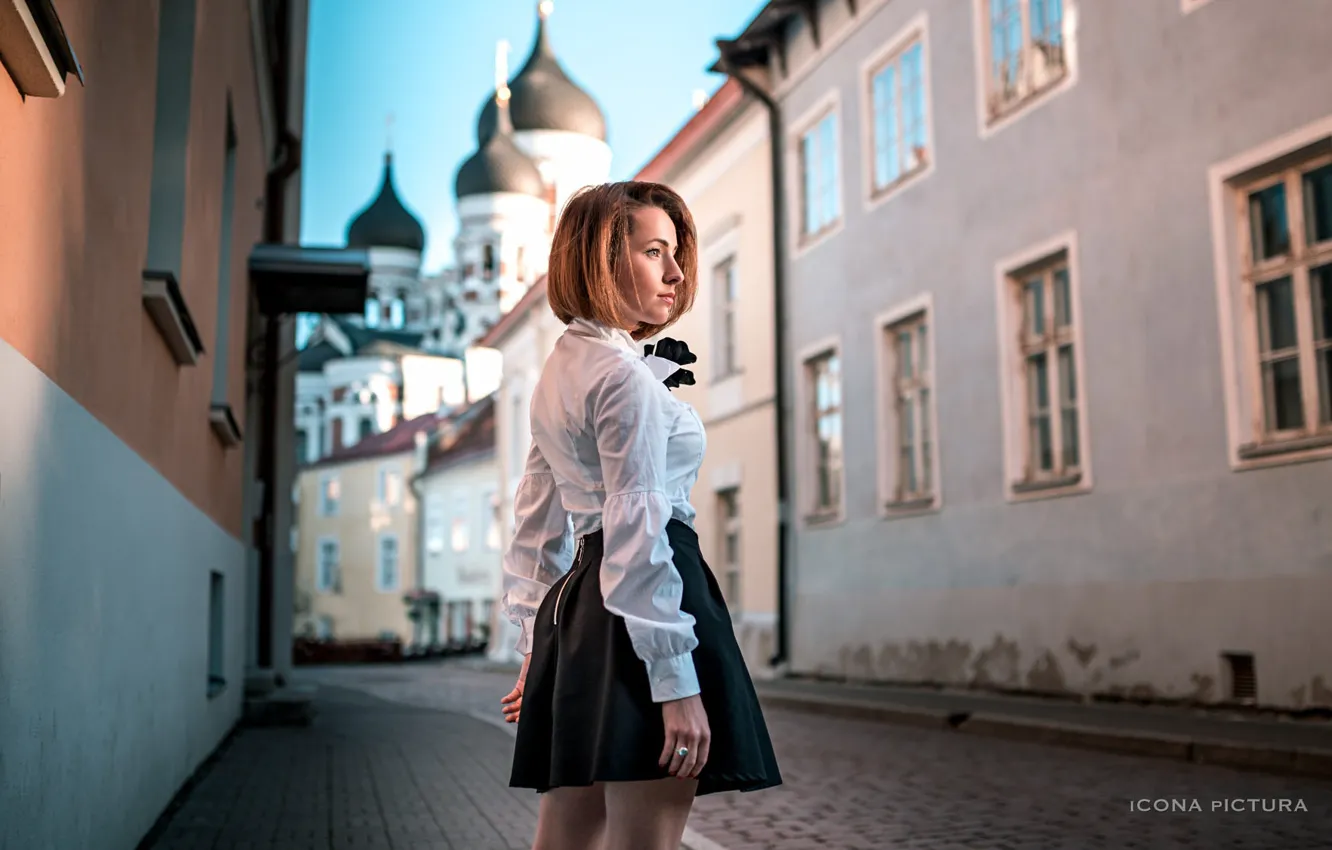 Photo wallpaper pose, model, skirt, portrait, home, makeup, figure, hairstyle