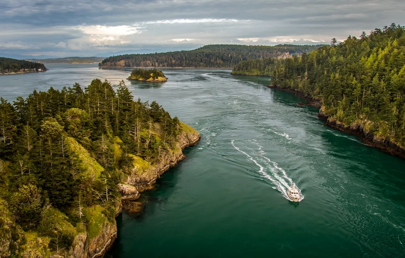 Photo wallpaper Islands, island, boat, Bay, forest, Washington, Washington, Puget Sound