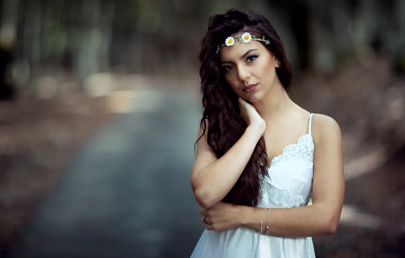 Photo wallpaper road, look, girl, nature, pose, Park, portrait, chamomile