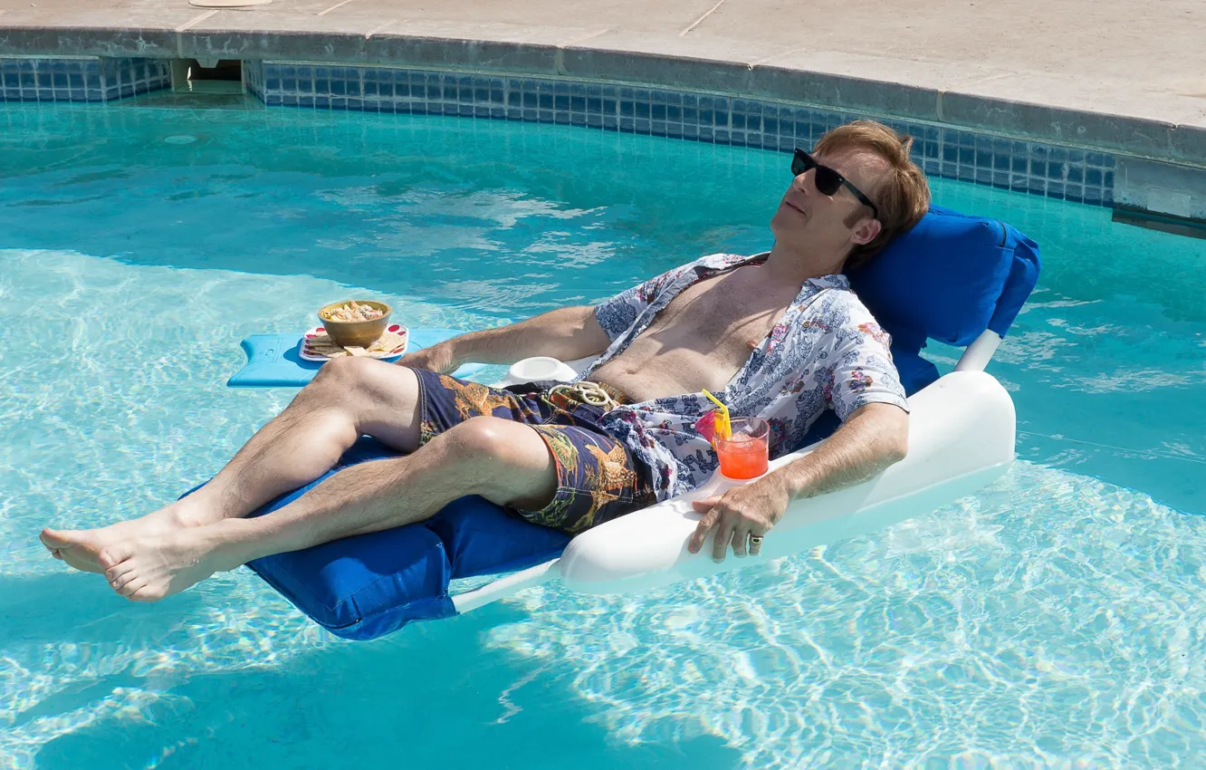Photo wallpaper pool, Breaking Bad, sun, man, chair, drink, cocktail, sunglasses
