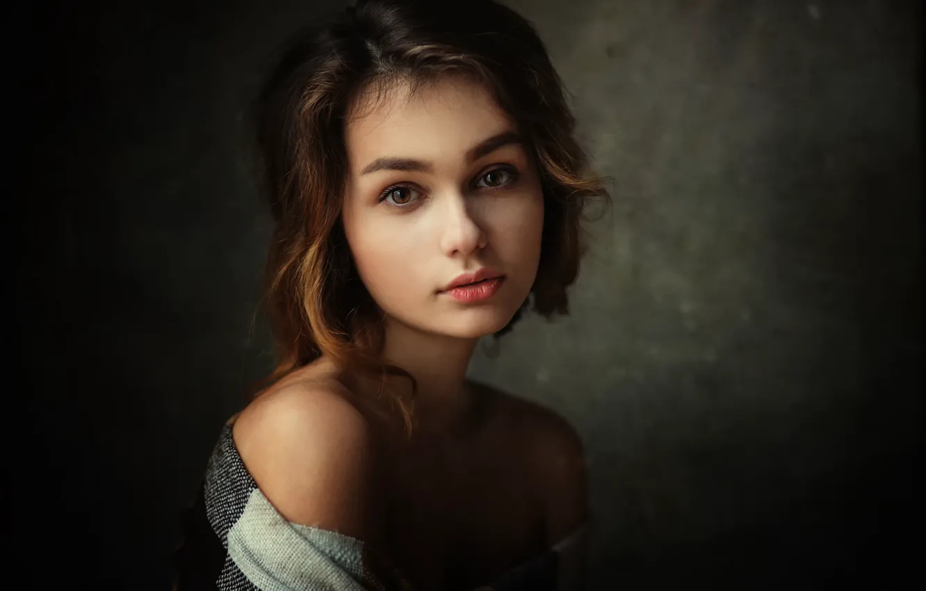 Photo wallpaper portrait, the beauty, Lisa, brown-eyed, Dennis Drozhzhin