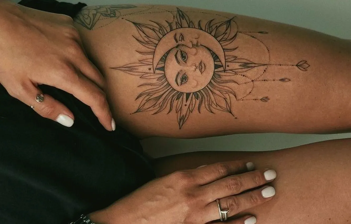 Photo wallpaper girl, watch, ring, tattoo, manicure, slender legs, black t-shirt, tanned legs