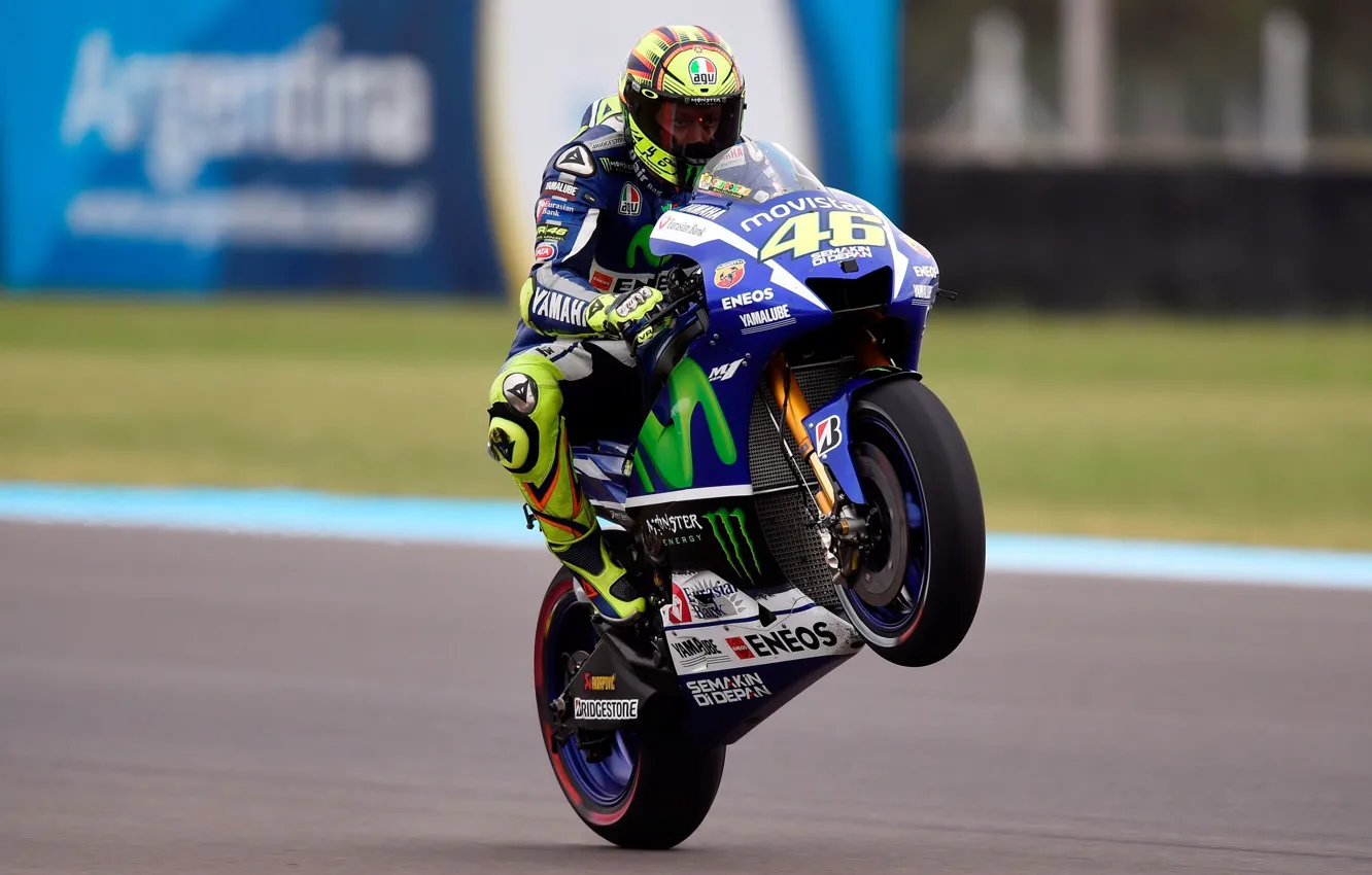 Photo wallpaper look, blur, MotoGP, Valentino Rossi, BUCK, Yamaha M1