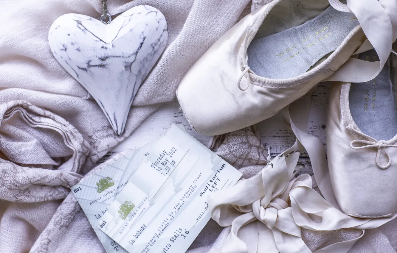 Photo wallpaper heart, Pointe shoes, tickets
