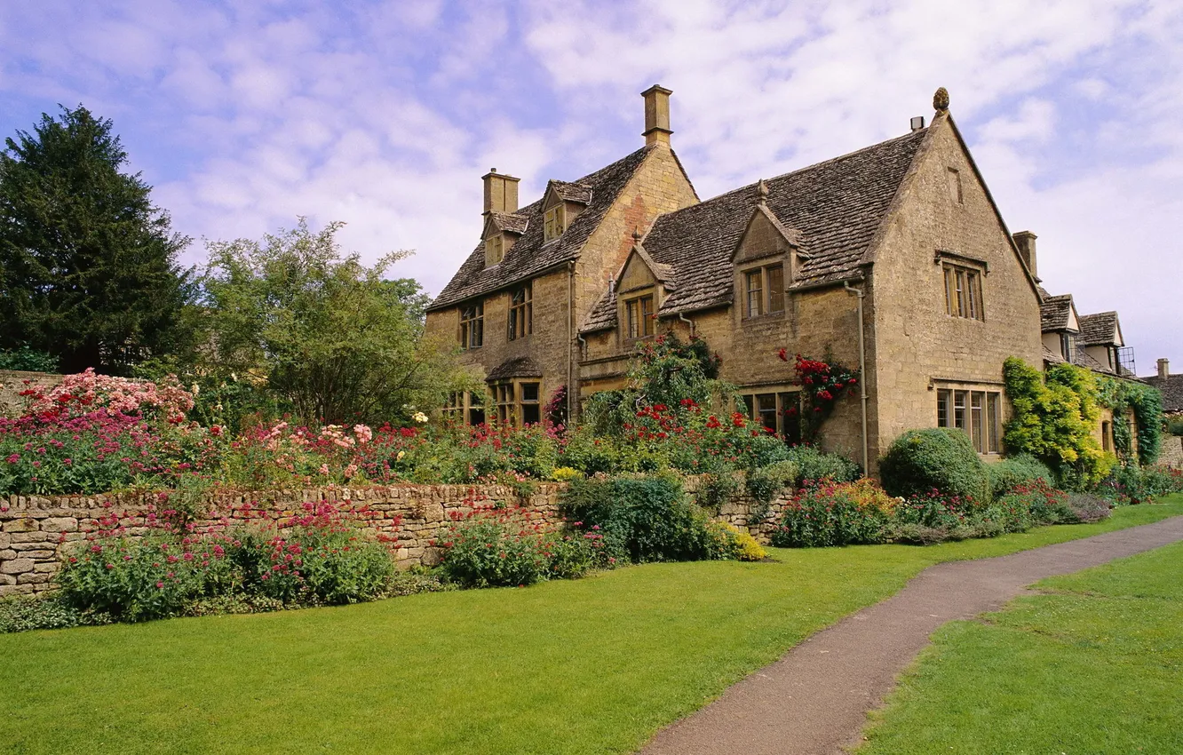Photo wallpaper clouds, trees, flowers, home, path