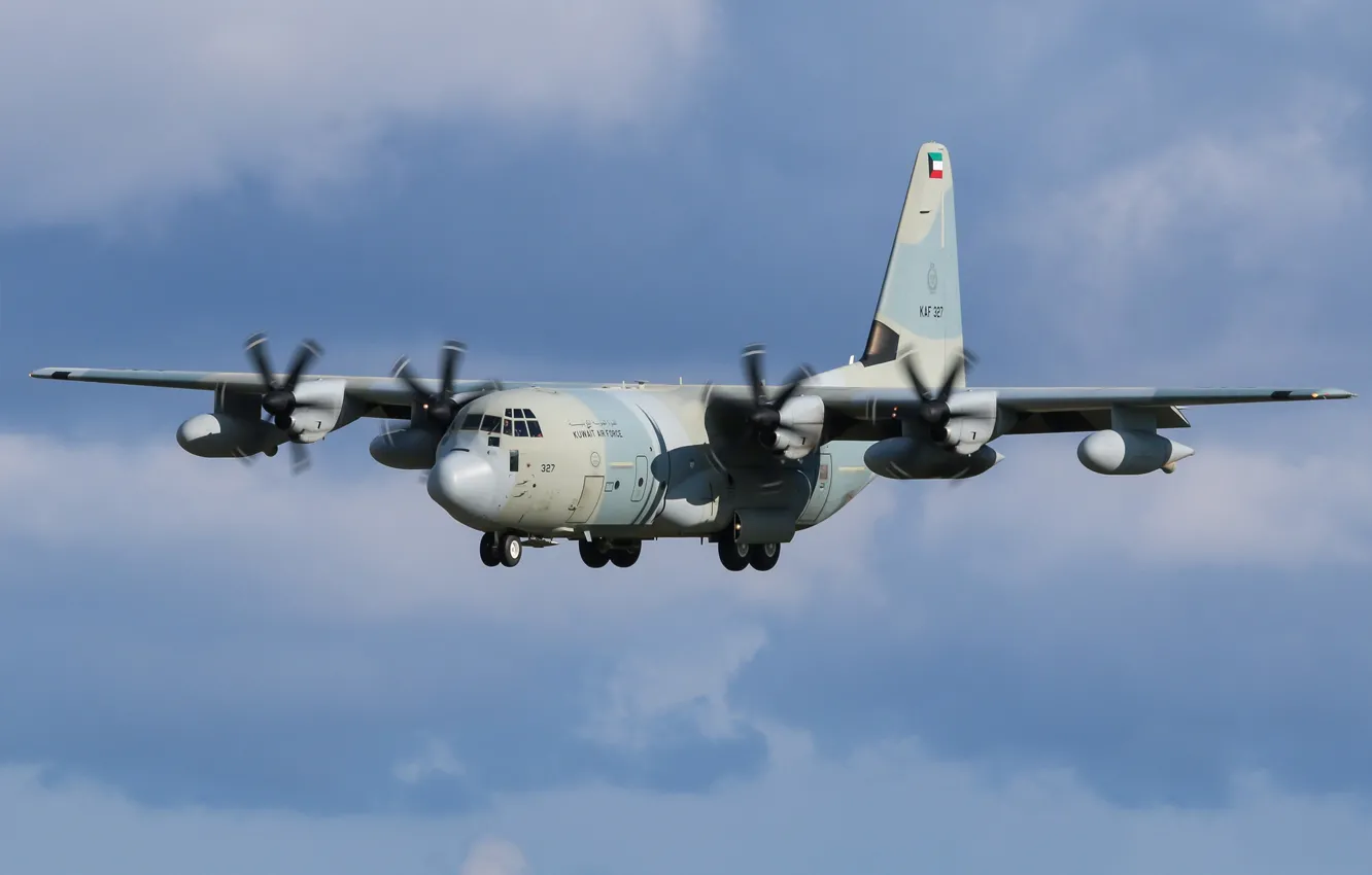 Photo wallpaper the plane, landing, military transport, Hercules, KC-130J Hercules, The air force of Kuwait