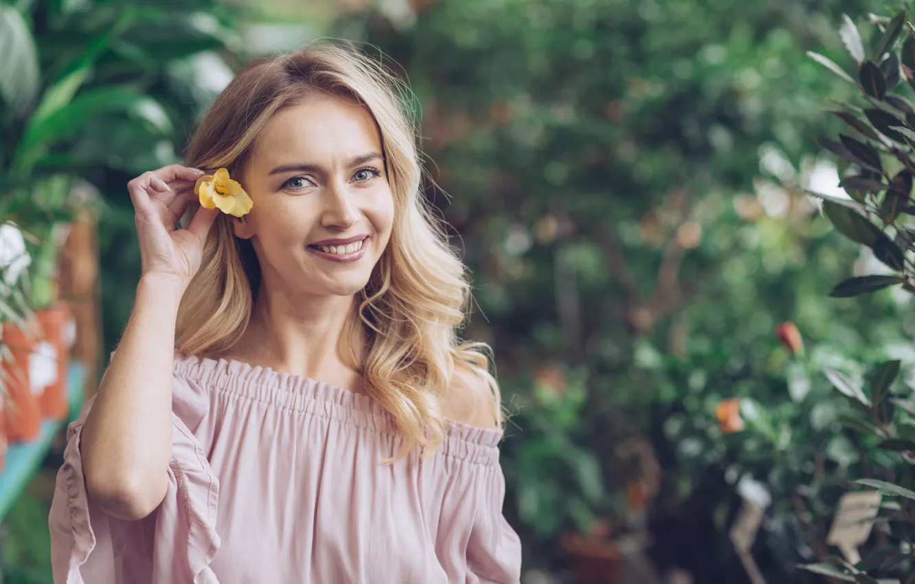 Photo wallpaper girl, smile, portrait, blonde