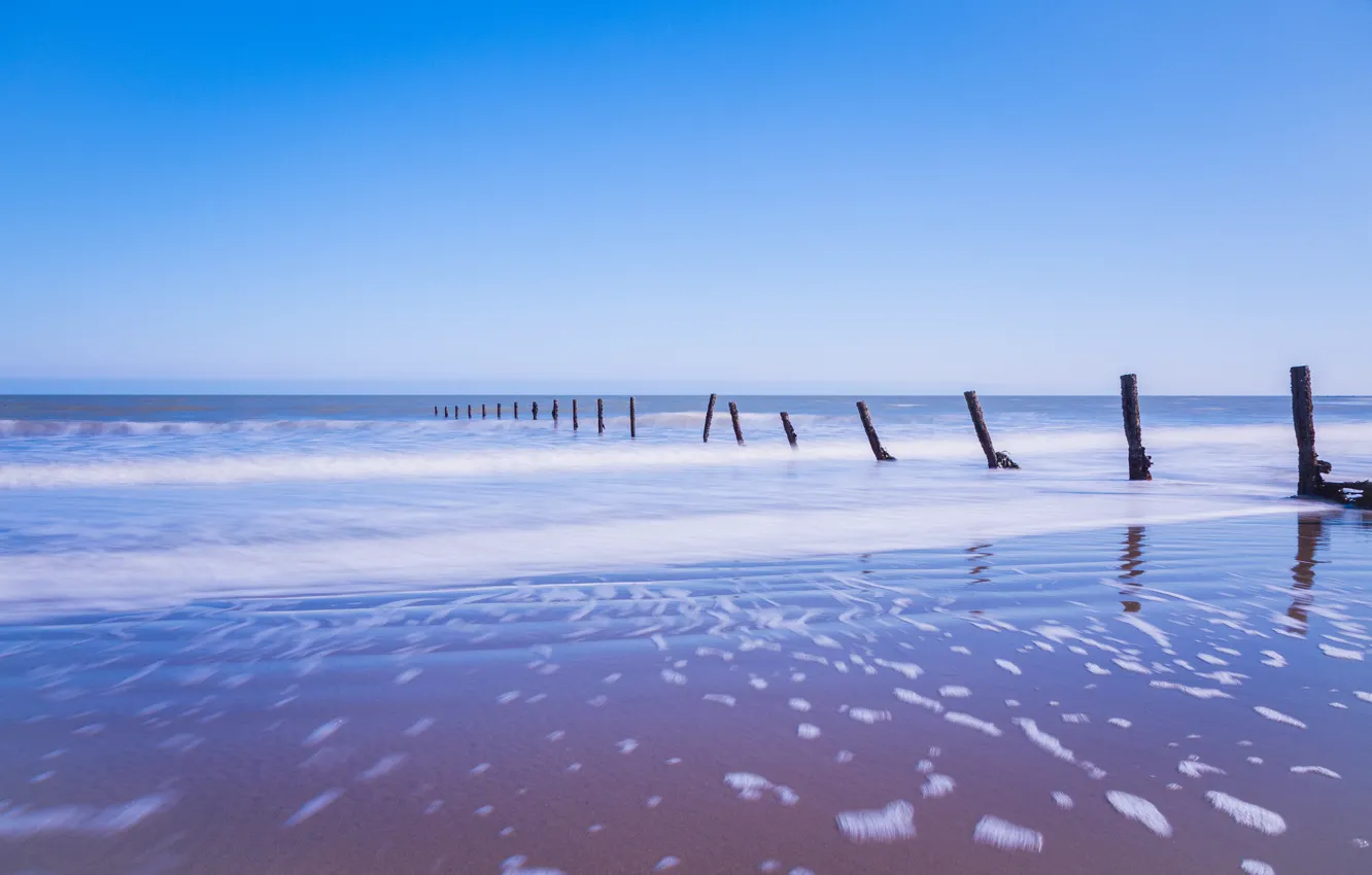Photo wallpaper sand, sea, the sky, foam, blue, shore, England, support