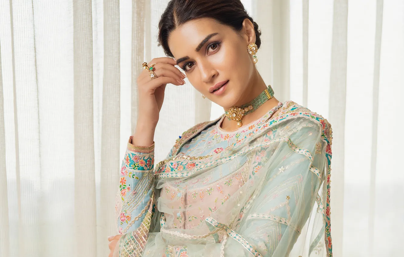 Photo wallpaper girl, hot, sexy, fashion, eyes, smile, beautiful, figure