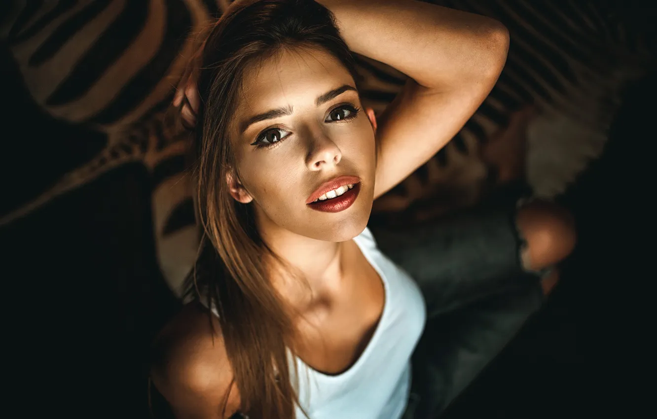 Photo wallpaper look, pose, model, portrait, jeans, hands, makeup, Mike