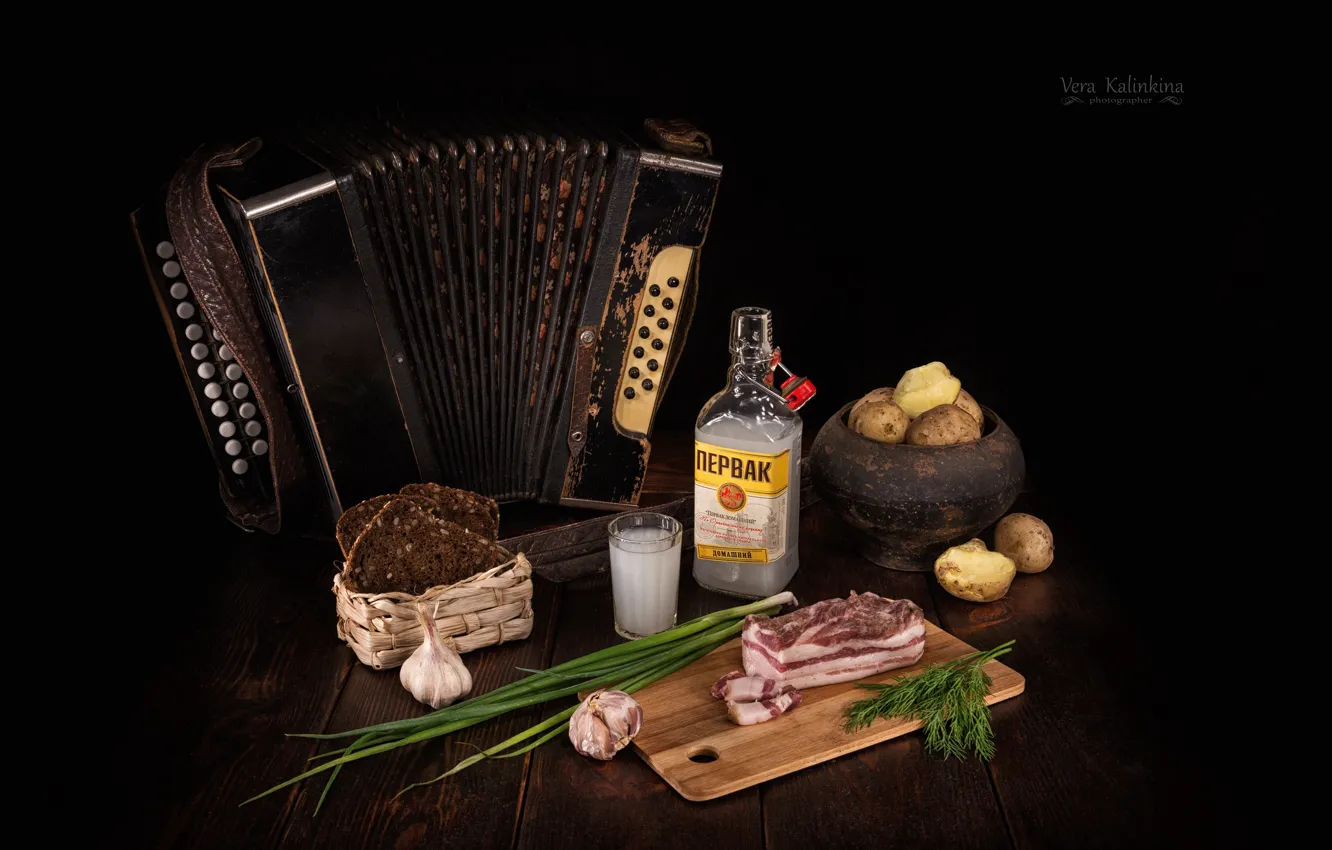 Photo wallpaper bottle, potatoes, appetizer, accordion, fat, moonshine, Faith Kalinkina