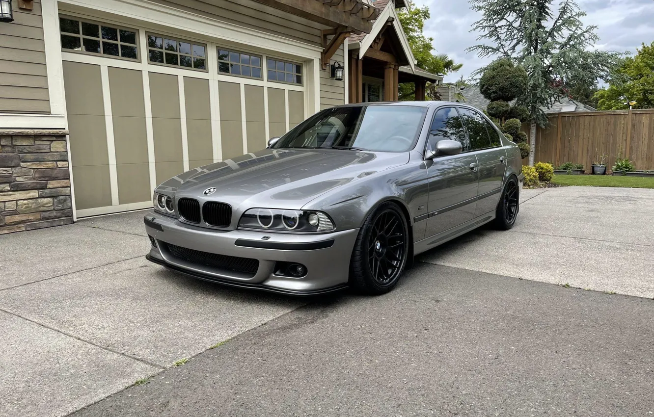 Photo wallpaper E39, Silver, Garage, M5