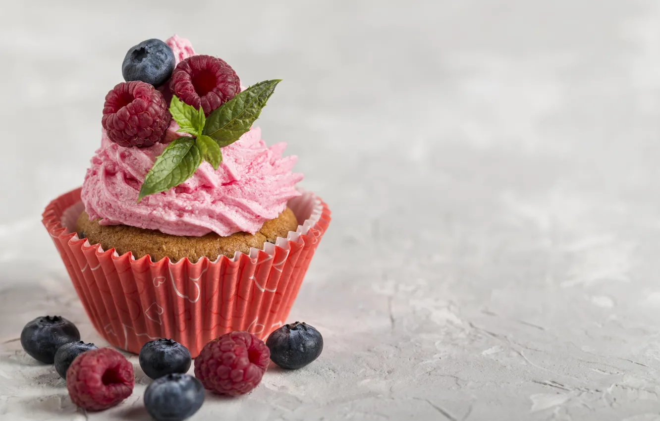 Photo wallpaper berries, blueberries, pink, cake, light background, mint, cream, dessert