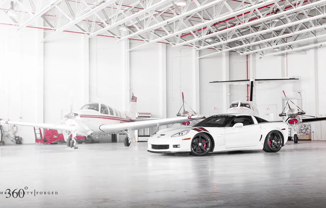 Photo wallpaper Z06, Corvette, Chevrolet, hangar, white, Chevrolet, Corvette, the front part