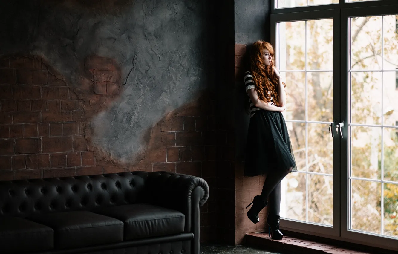 Photo wallpaper girl, face, room, hair, brown hair