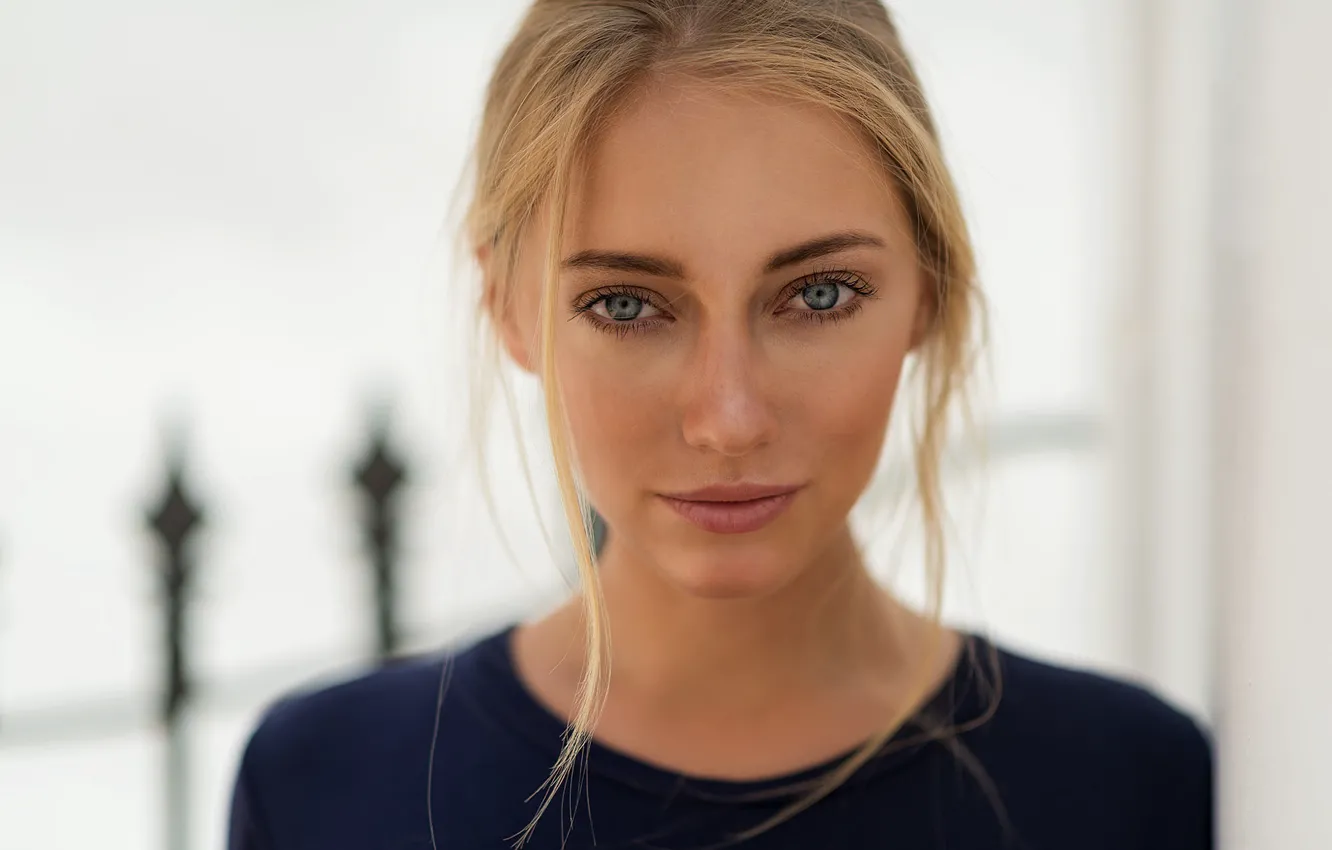 Photo wallpaper portrait, the beauty, curls, Mark Prinz, Guice, Spanish village