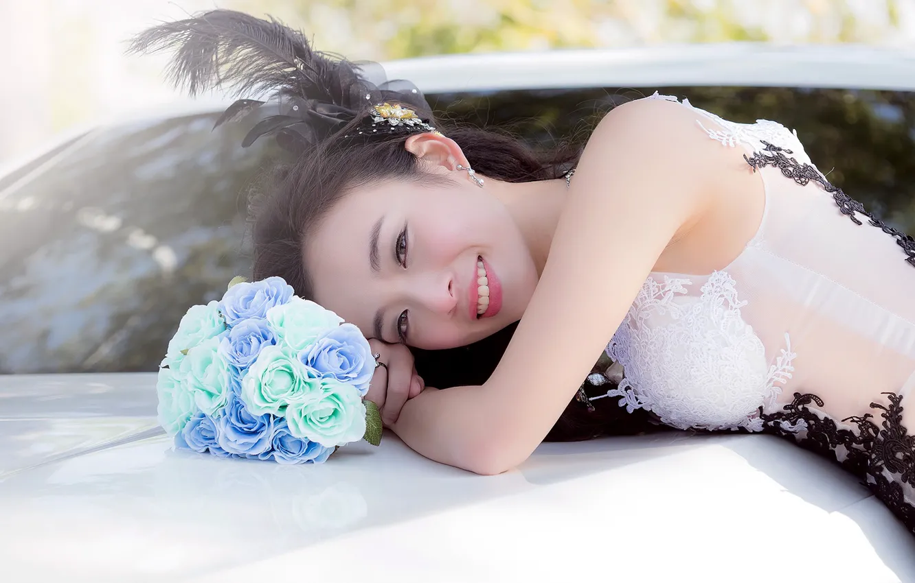 Photo wallpaper Smile, Bouquet, Hairstyle, Makeup, The bride, Girl