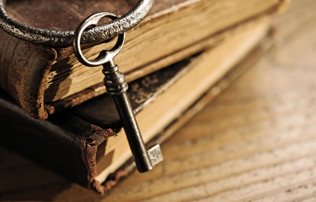 Photo wallpaper macro, table, blur, key, ring, book, owner, chic