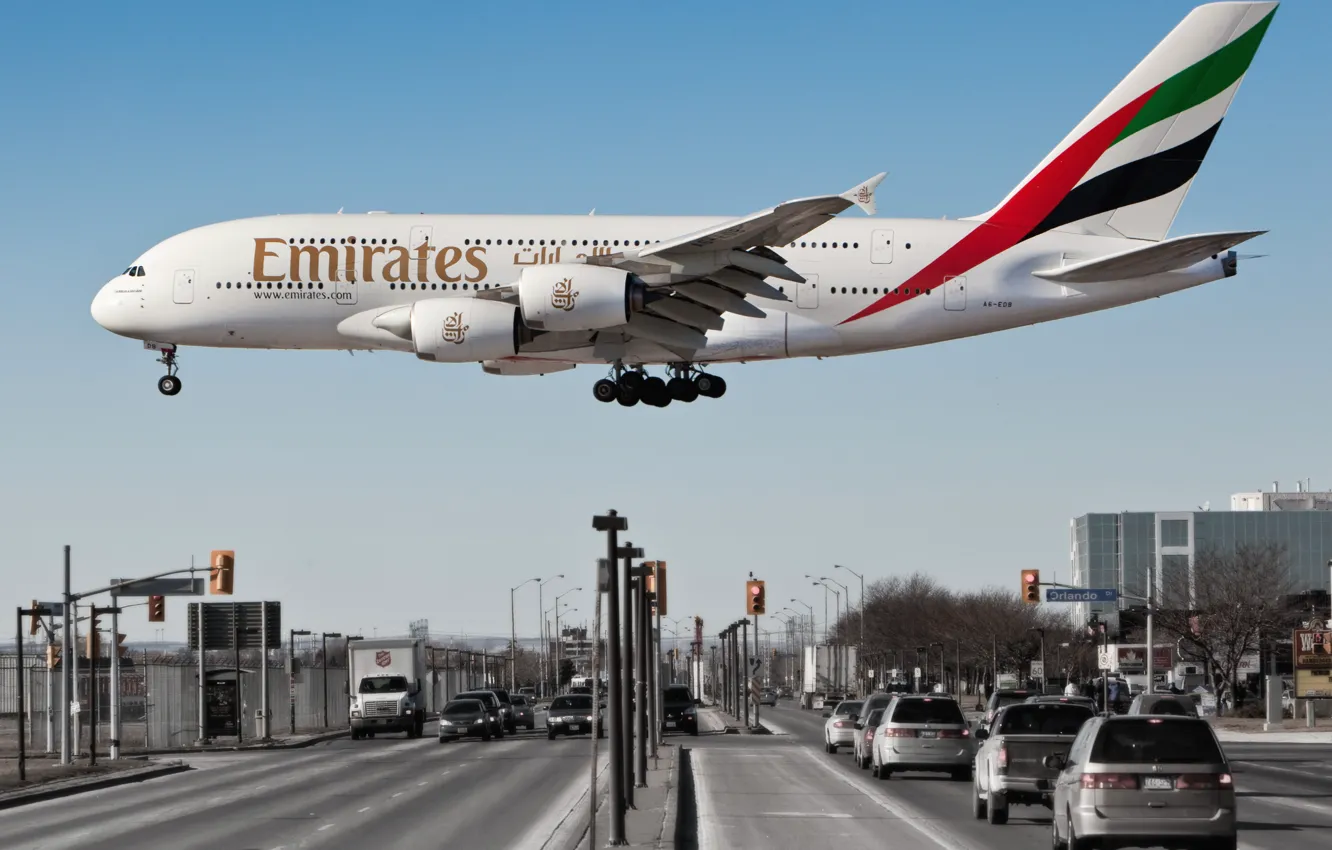 Photo wallpaper The city, The plane, Machine, A380, The rise, Passenger, Airbus, Side view