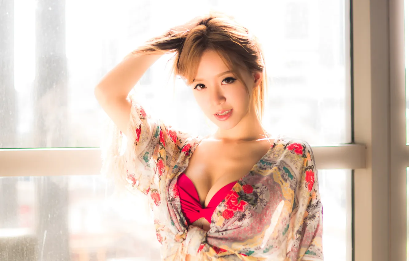 Photo wallpaper summer, look, light, face, hair, cutie