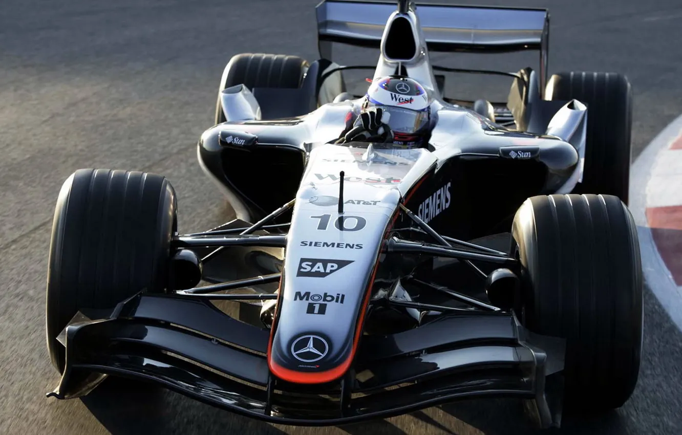 Photo wallpaper 2005, formula1, mclaren-mersedes, montoya