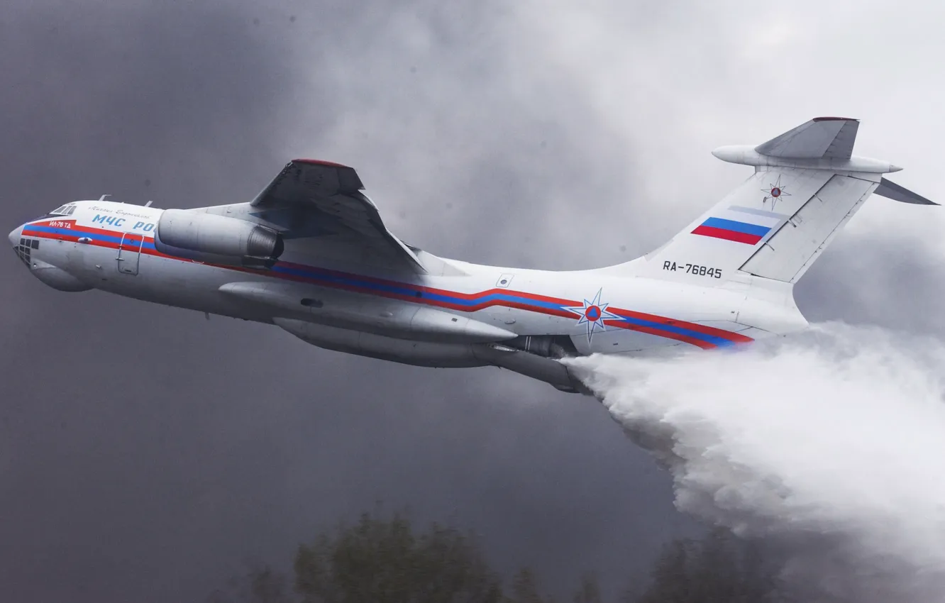 Photo wallpaper Water, The plane, Fire, MOE, The Il-76, Ilyushin, In the air, Candid