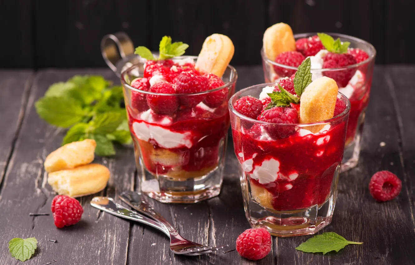 Photo wallpaper glass, berries, raspberry, cookies, cream, dessert, Natasha Brin