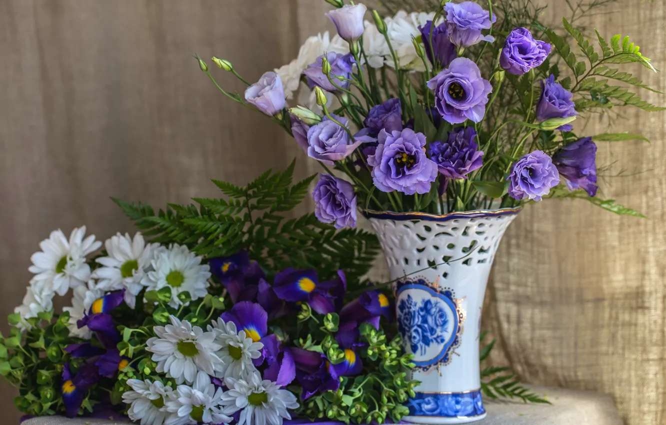 Photo wallpaper purple, bouquet, fabric, vase, fern, irises, chrysanthemum, eustoma