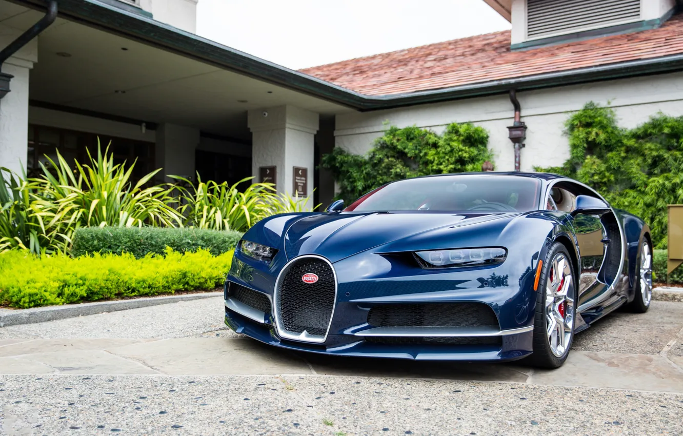 Photo wallpaper Bugatti, House, Yard, Chiron