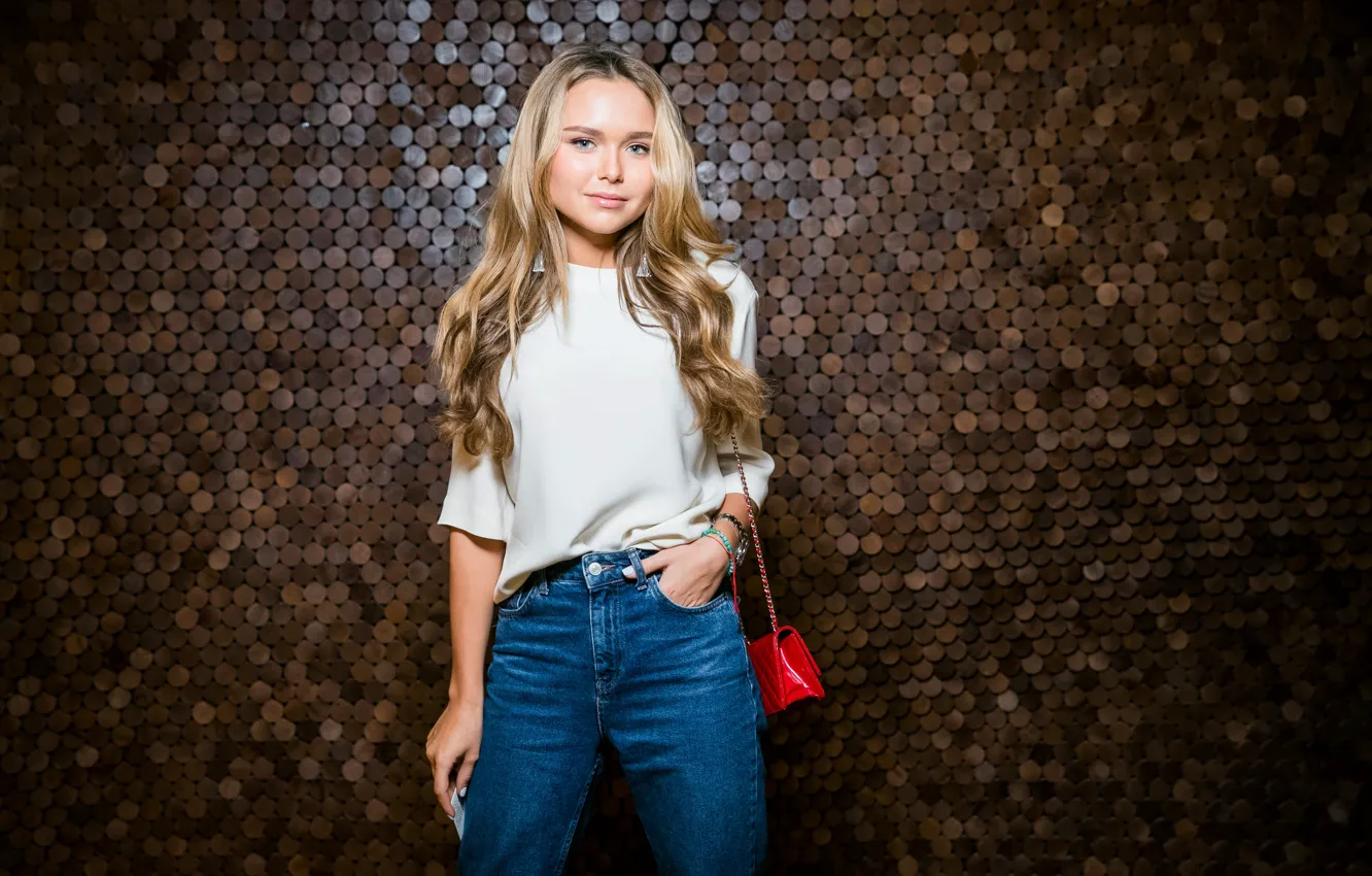 Photo wallpaper girl, photo, hair, jeans, blouse, bag, beautiful, Stefania