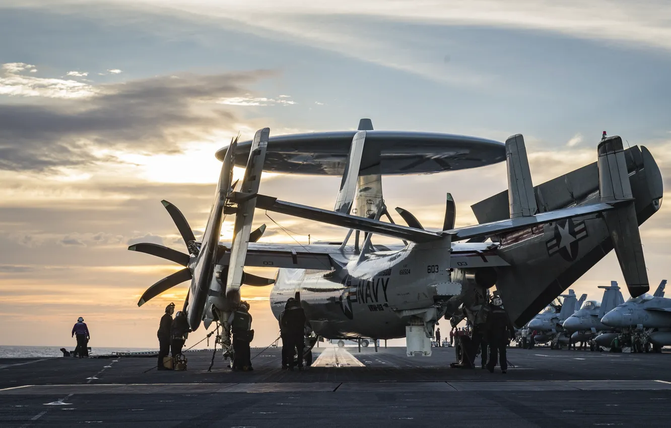 Photo wallpaper the plane, E-2C HawkEye, deck, far, radar detection