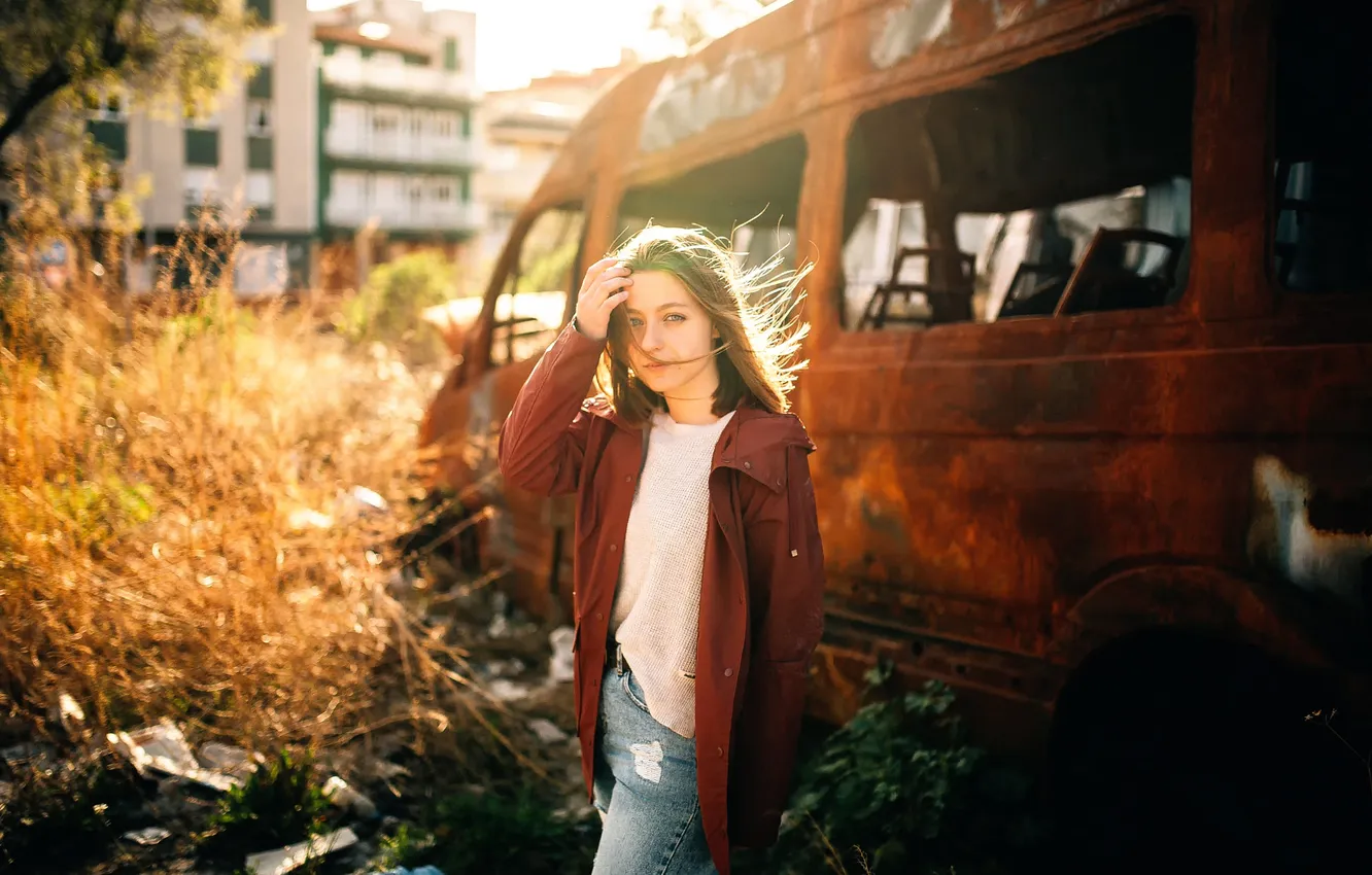 Photo wallpaper girl, the sun, the city, Lucia Jimenez, avtolom