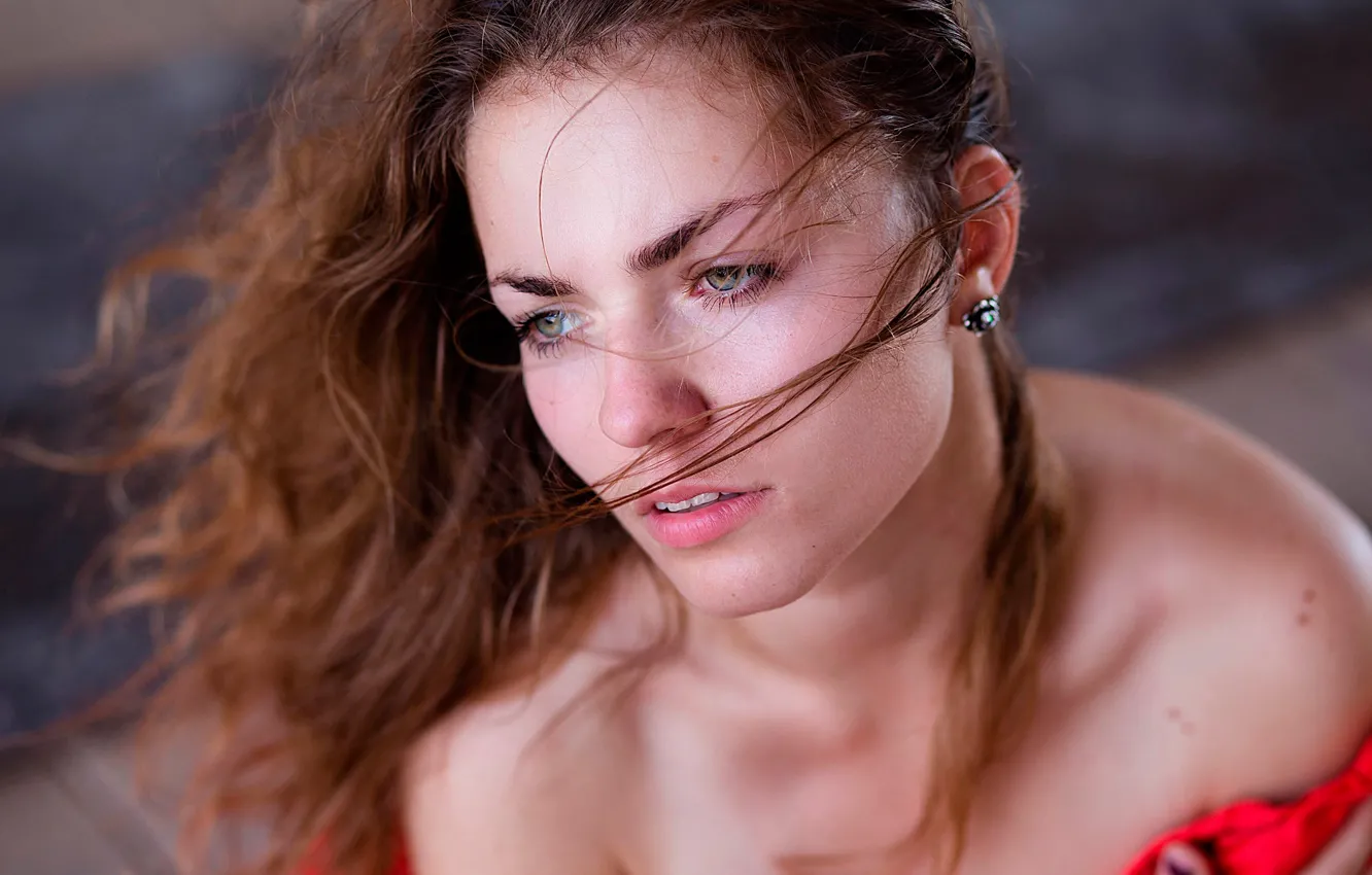Photo wallpaper portrait, sponge, teeth, curls