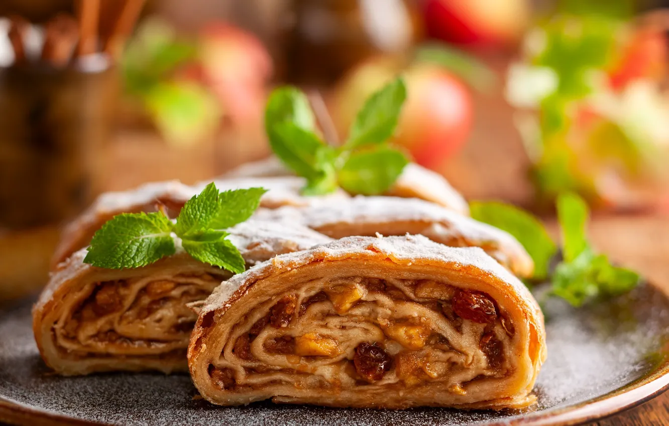 Photo wallpaper mint, filling, strudel
